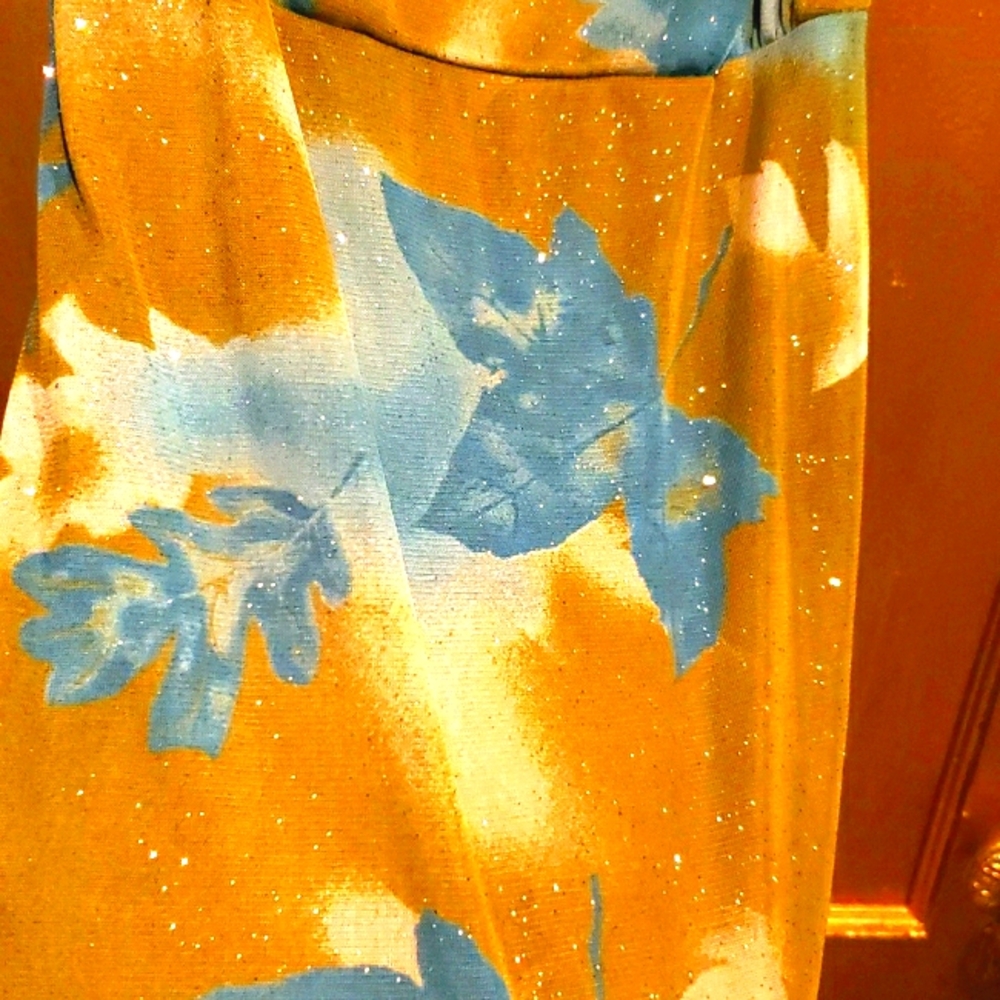 Dress - Picture 6 of 8